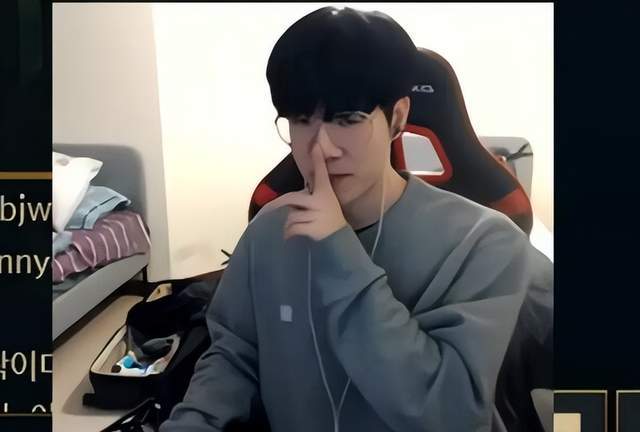 轻盈又充满 轻盈又充满