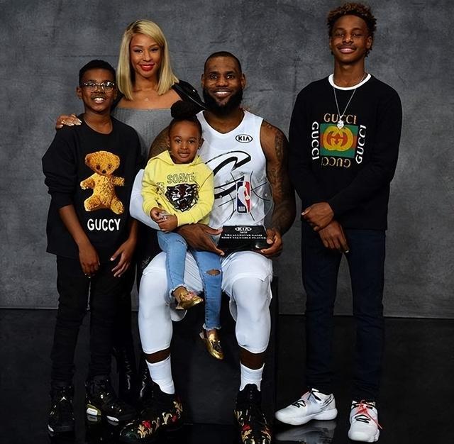 若水户蜀葵 若水户蜀葵