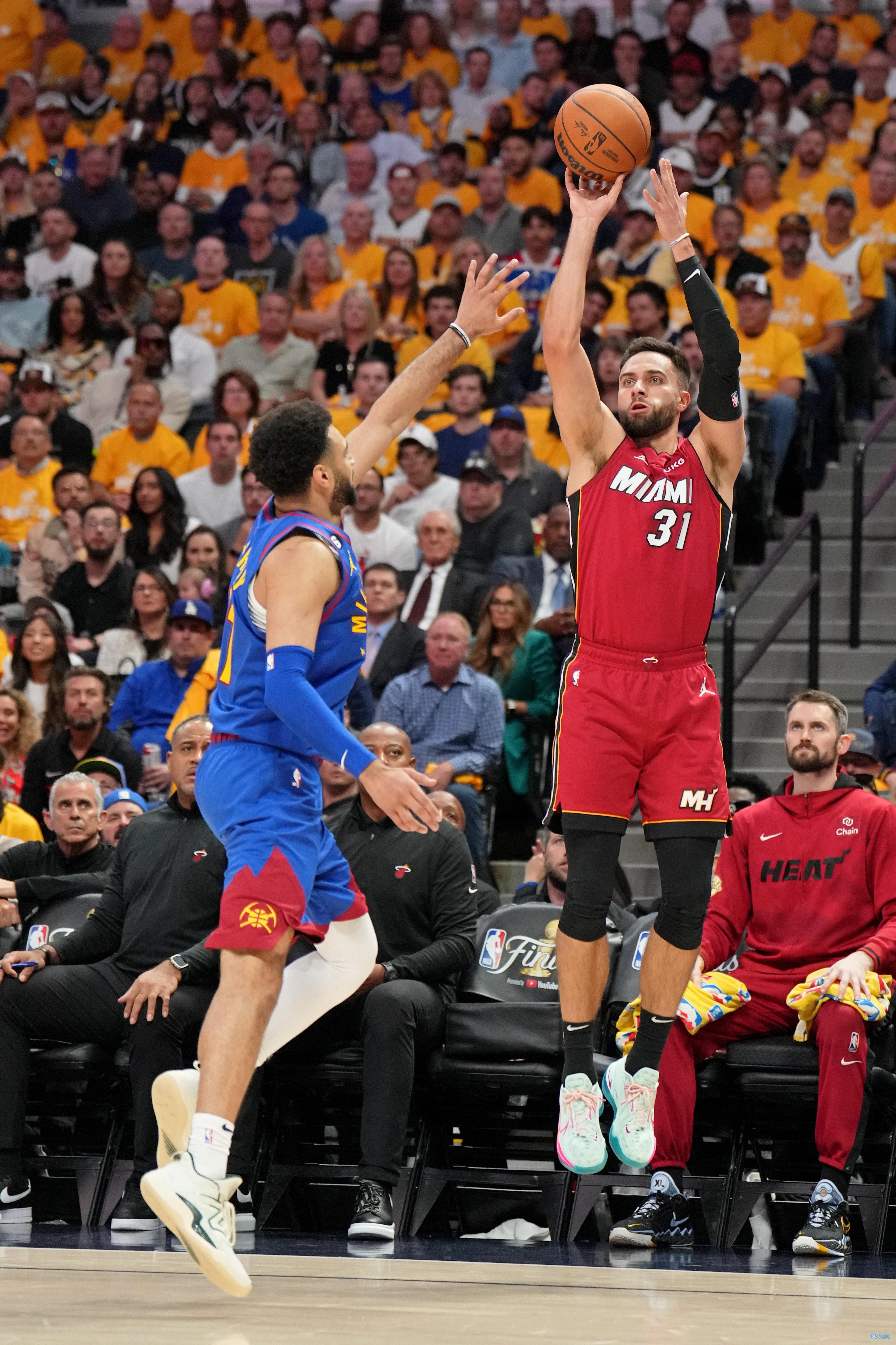 很多人初识 很多人初识