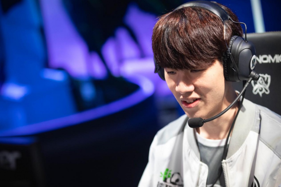 直塞反击 直塞反击